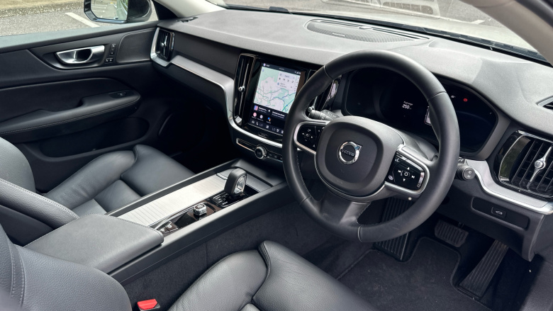 Volvo V60 2.0 B4P Ultra Dark 5dr Auto Petrol Estate